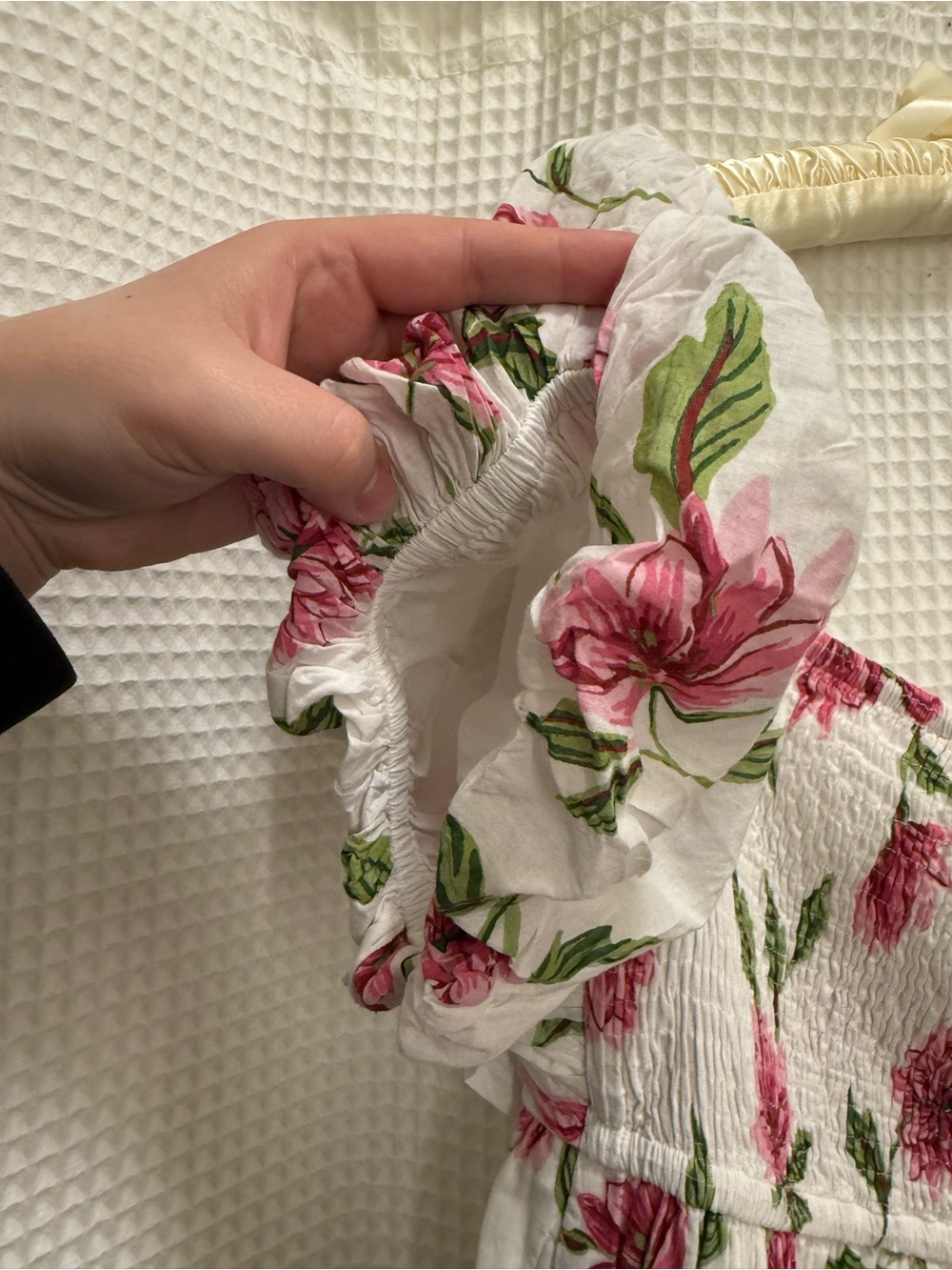 Anthropologie Off-Shoulder White Floral Dress with Pink Blooms - NWT - Picture 11 of 13